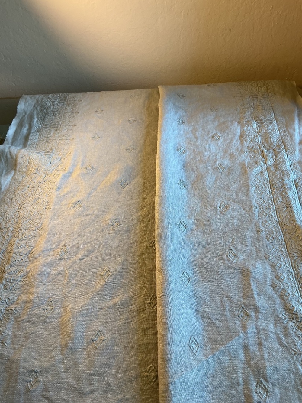 Belle Notte Linen Fabric- New - Picture 3 of 6